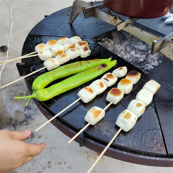 Panoramic Grilling Experience For Outdoor Aficionados Corten Steel BBQ Grill