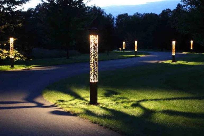 Outdoor bollard lighting Outdoor bollard lighting